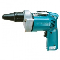M&aacute;y bắn v&iacute;t Makita 6802BV