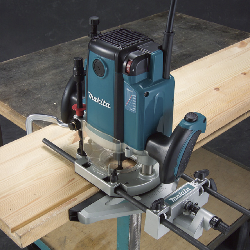 Ưu điểm nổi bật của M&aacute;y phay Makita 3612BR